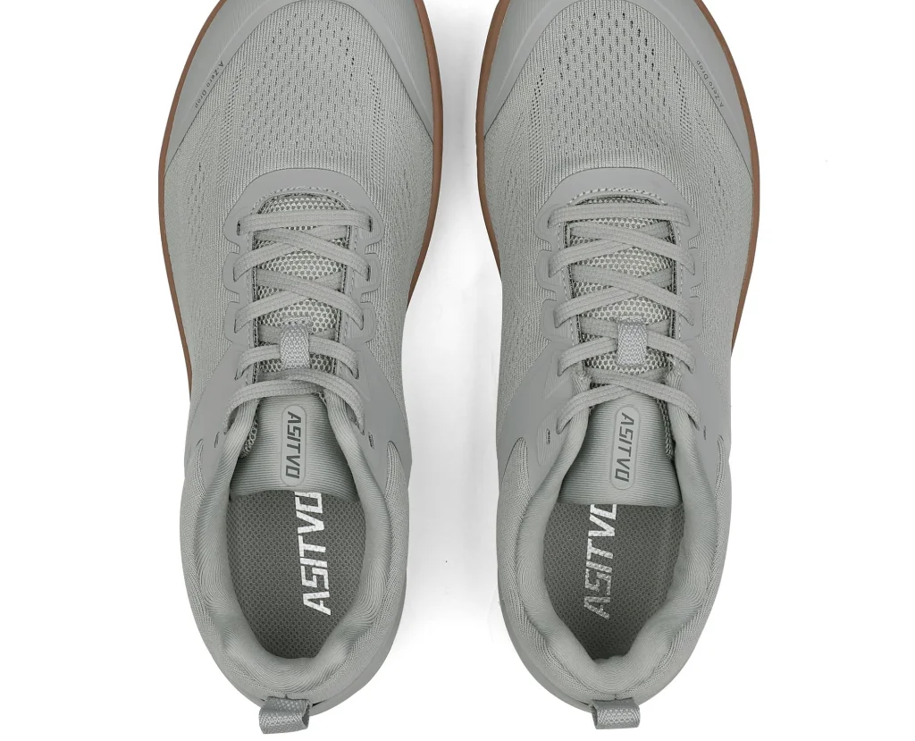 ASITVO Wide Barefoot Cross Trainer in Light Gray / Gum Sole, view 4